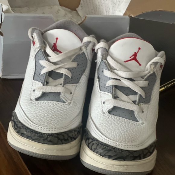 fire head 3's (jordans) - Picture 3 of 4